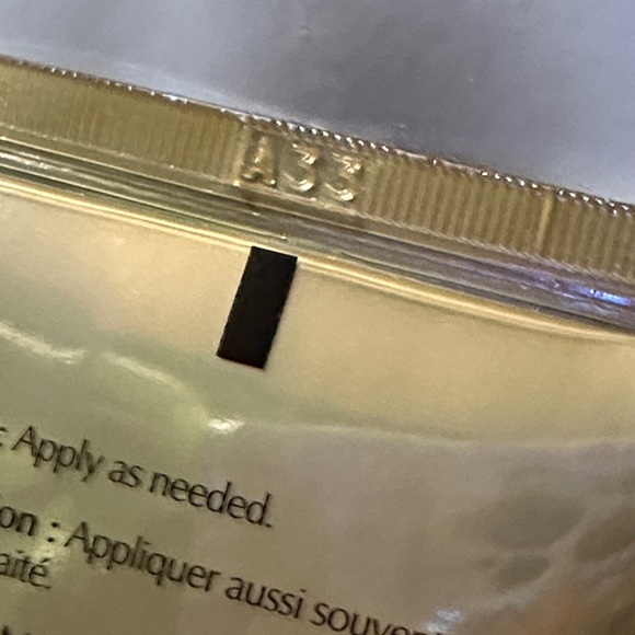 NEW Estée Lauder RE-NUTRIV INTENSIVE SMOOTHING HAND CREME - Picture 4 of 5